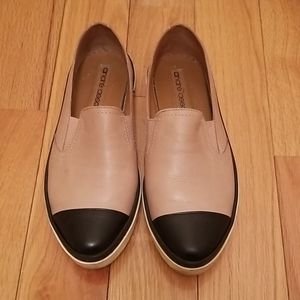 Andre Assous Danielle Cap Toe Sneaker